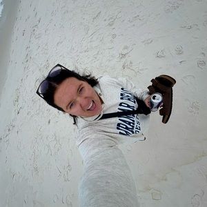 Meet your Posher, Raegan